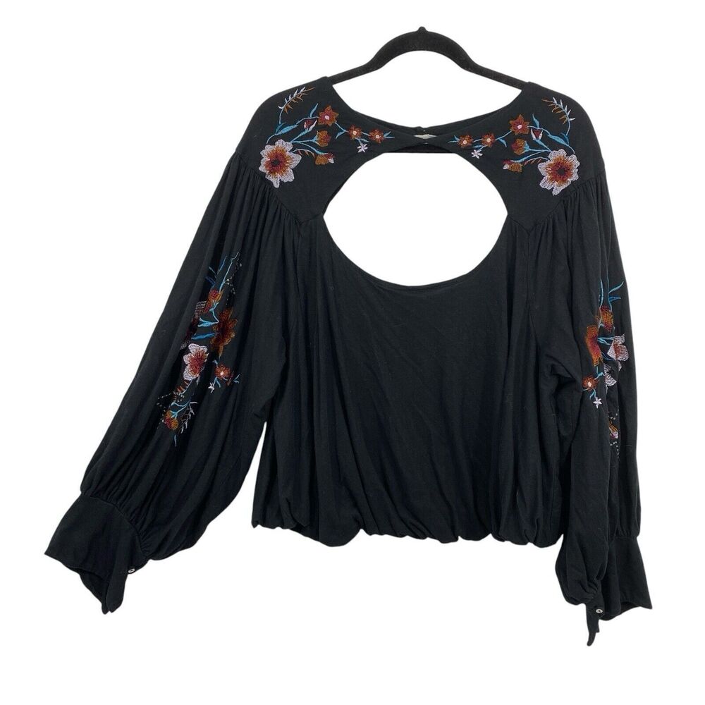 Free People Lita Top size Large Cutout Black Embroidered Floral Bell Sleeve Boho